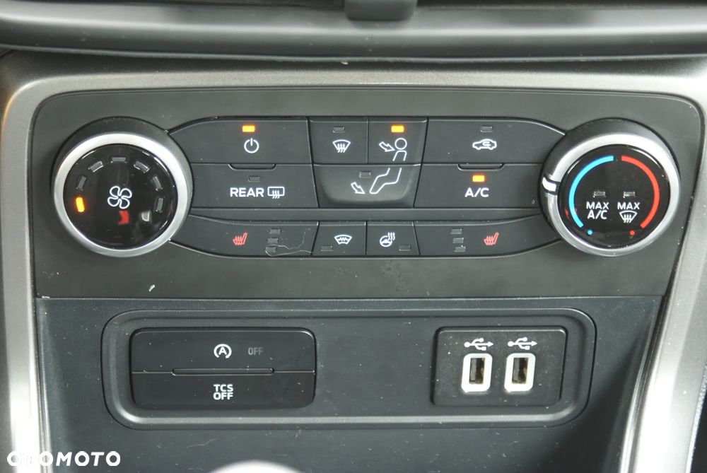 Ford EcoSport - 10