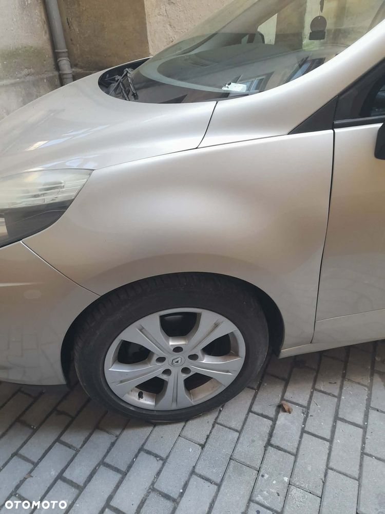 Renault Scenic TCe 130 Dynamique - 3