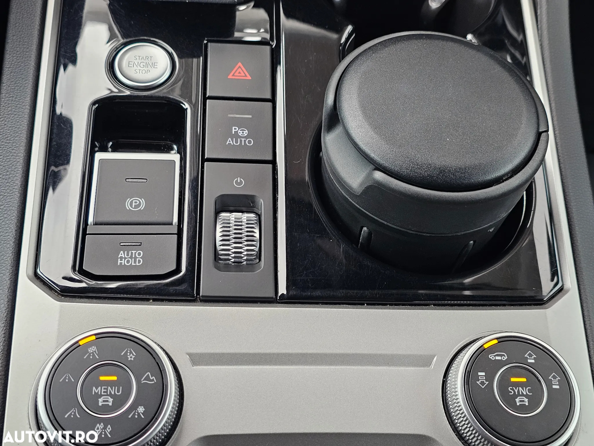 Volkswagen Touareg V6 TDI R-Style - 23