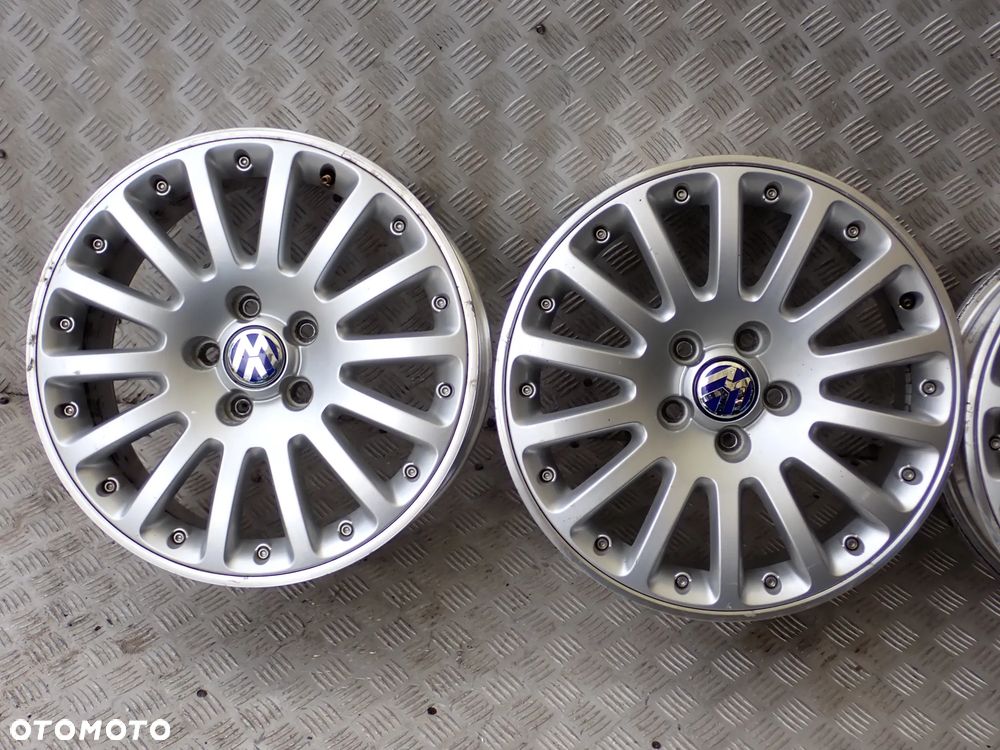 FELGI ALUMINIOWE VW 7JX17  ET 37  5X112  3B0601025P - 3