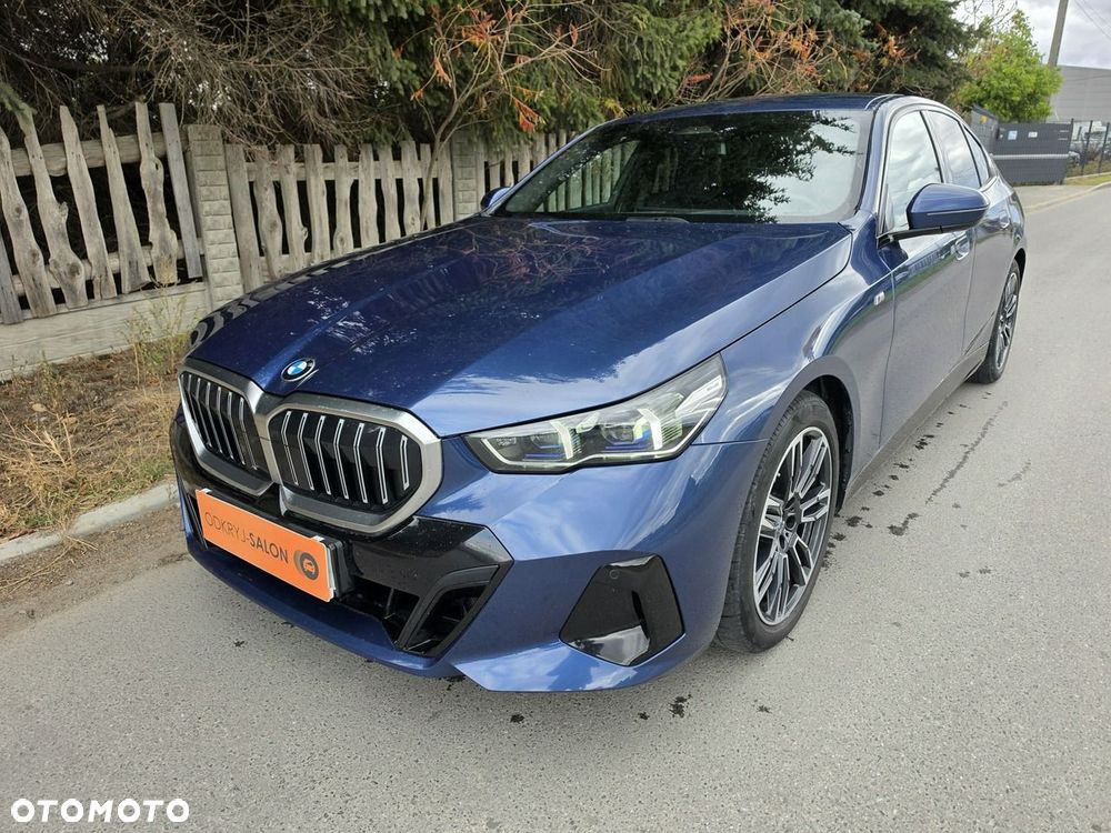 BMW 5 Series 2024 photo 2