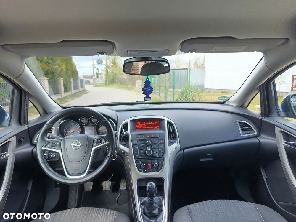 Opel Astra 1.6 Color Edition - 23