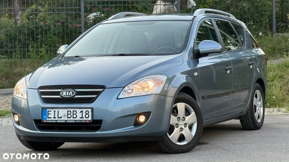 Kia Ceed 1.4 CVVT Attract - 24