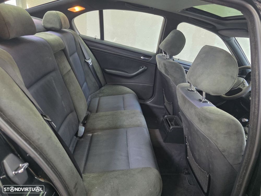 BMW 320 d Sport - 19