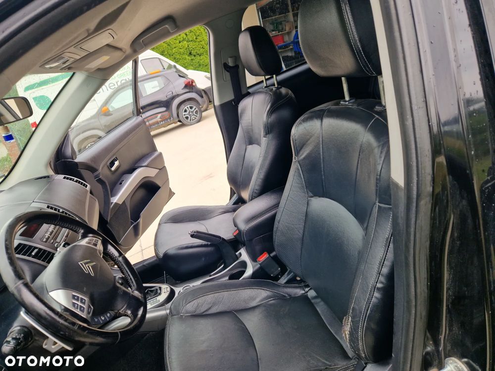Citroën C-Crosser 2.2 HDi Exclusive DCS - 27