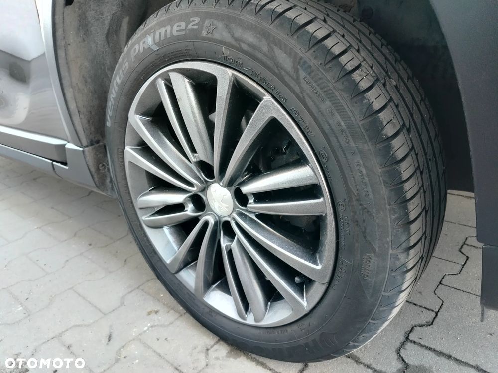 Peugeot 2008 PureTech 110 Stop&Start Allure - 20