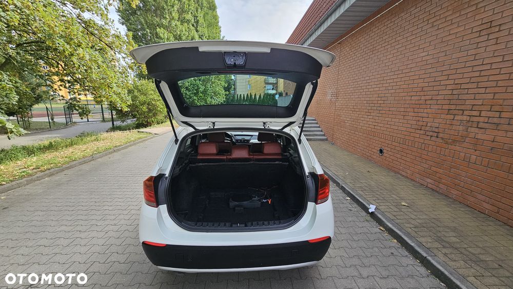 BMW X1 sDrive18d Sport Line - 15