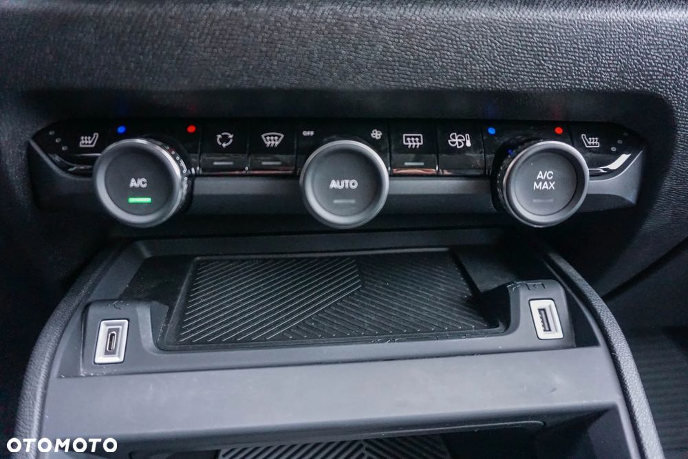Citroën C4X 1.2 PureTech Plus S&S EAT8 - 20
