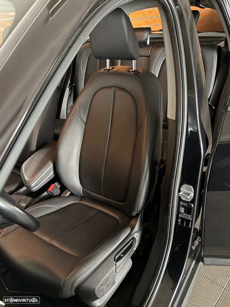 BMW X1 16 d sDrive Line Sport - 12