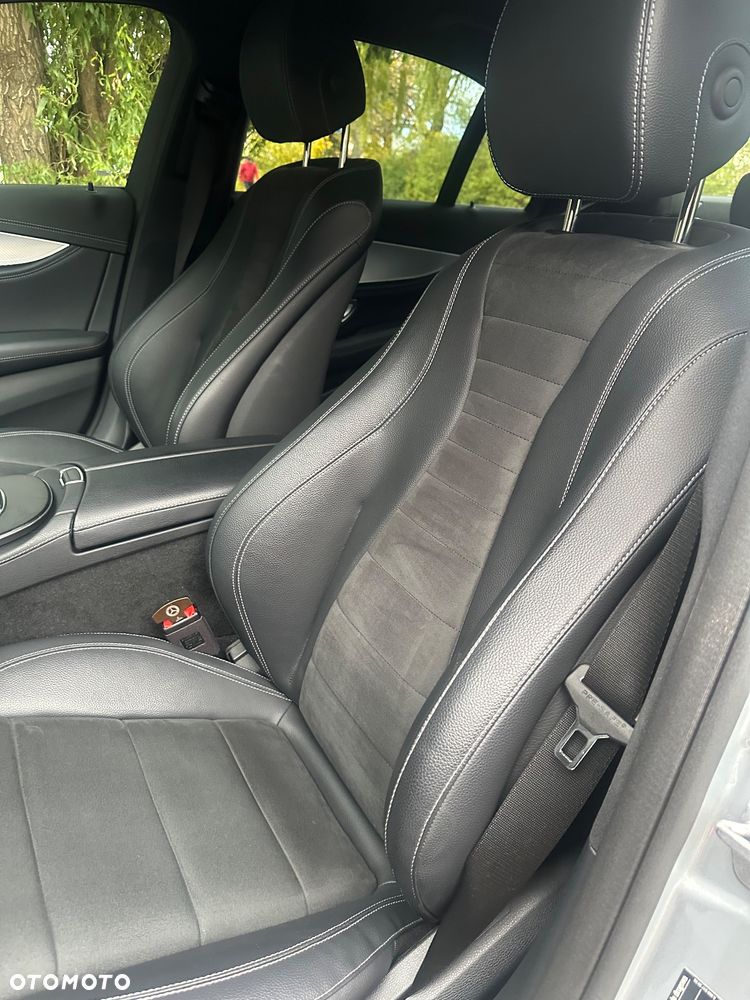 Mercedes-Benz Klasa E 220 d AMG - 33