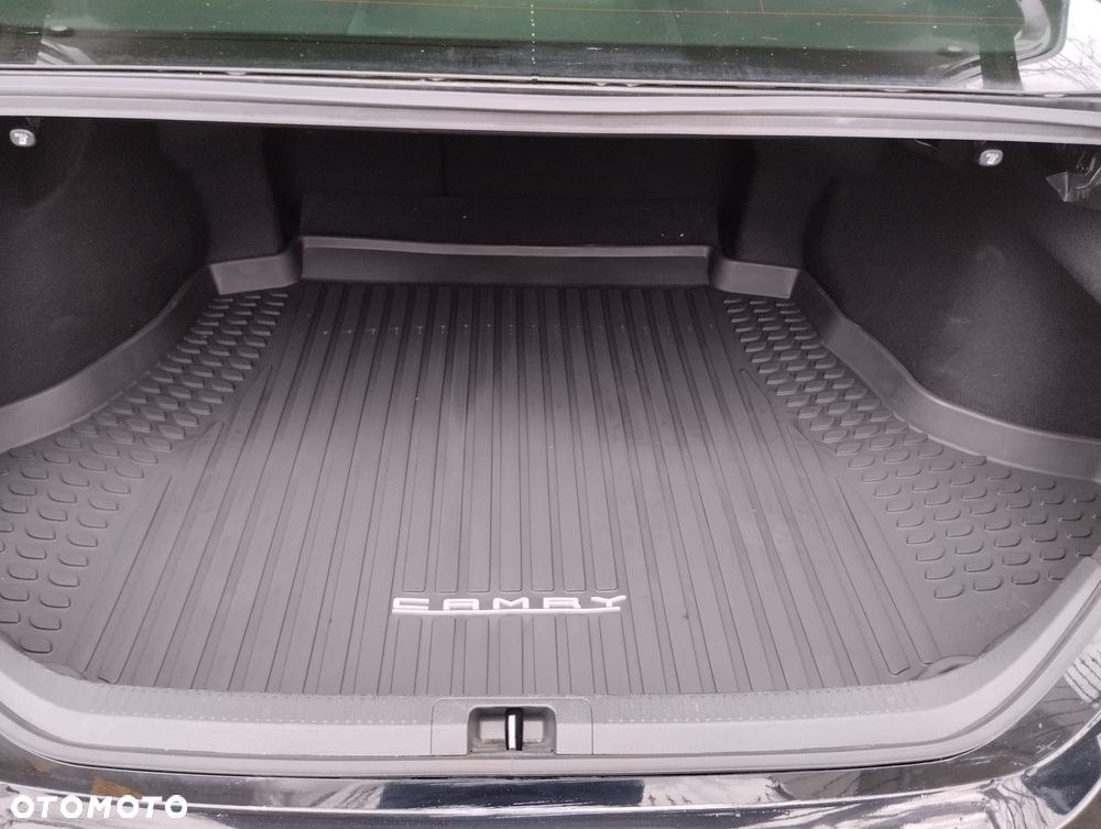 Toyota Camry 2.5 Hybrid Comfort CVT - 16
