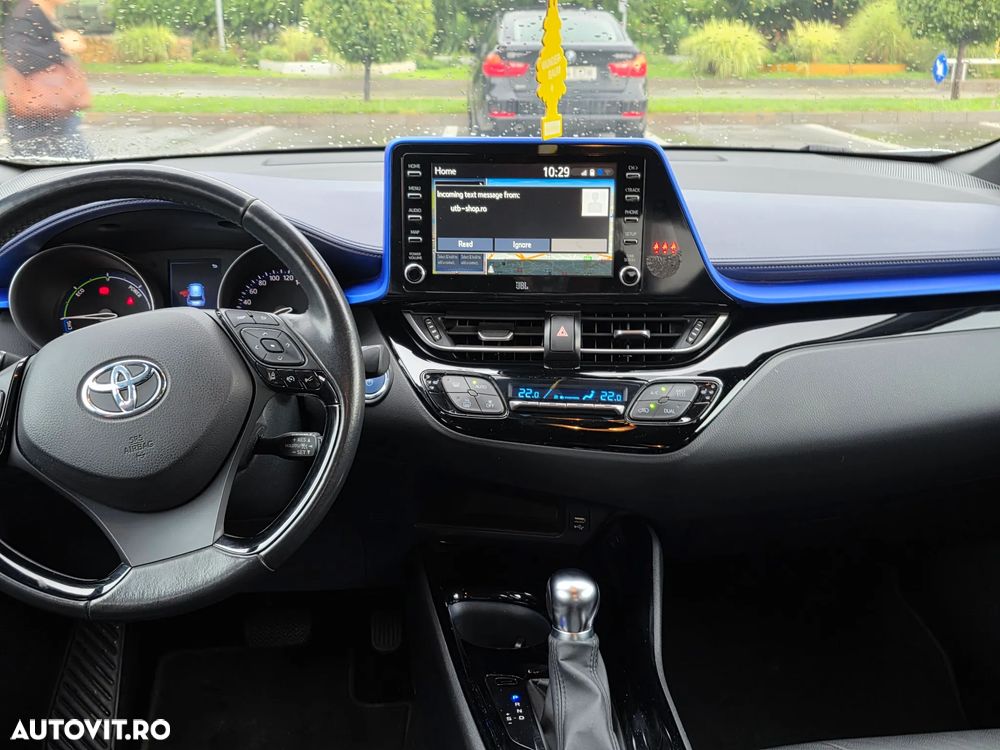Toyota C-HR - 8