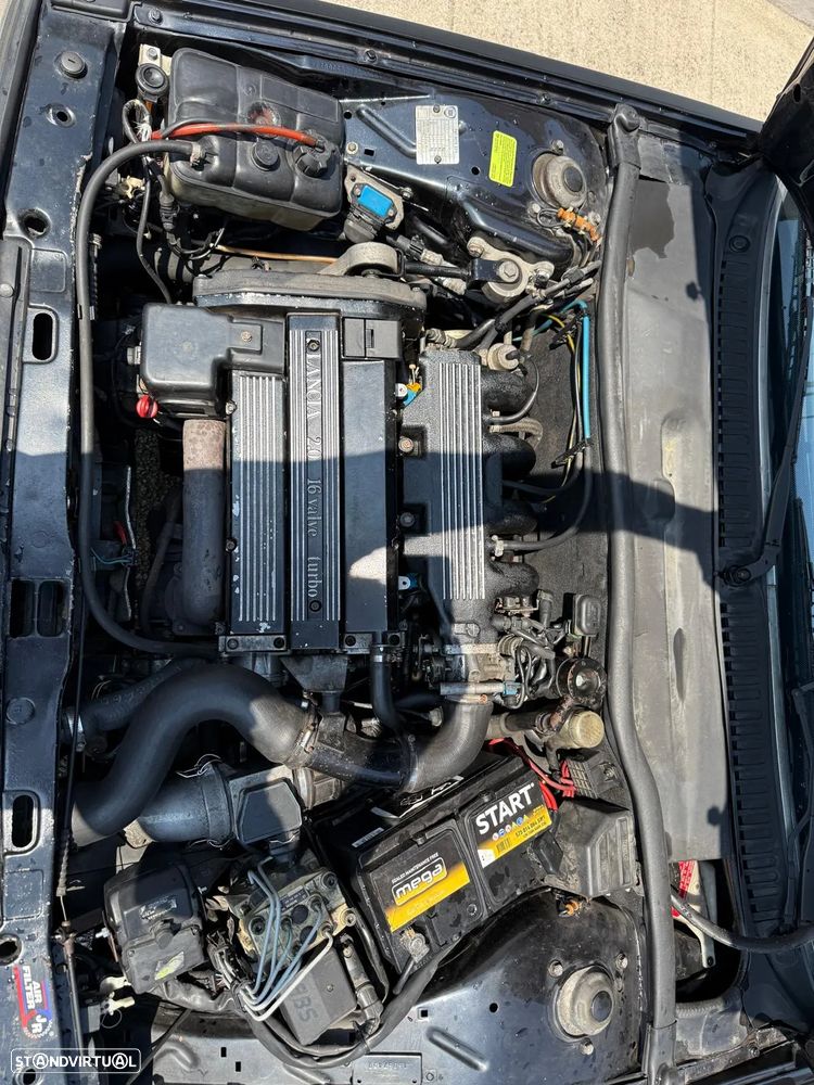 Lancia Thema 2.0 16V Turbo LX - 29