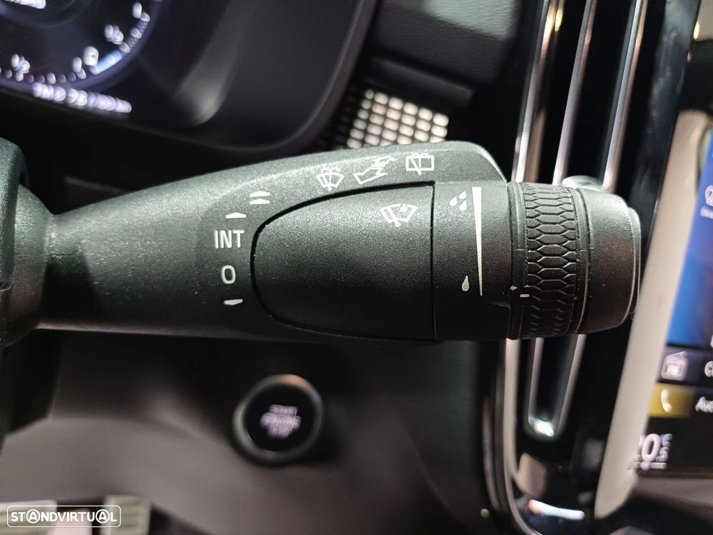 Volvo XC 40 - 18