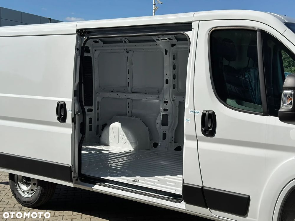 Opel MOVANO Furgon L2H1 3.3T  Diesel 2.2 140 KM Manual - 10