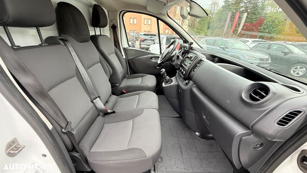 Renault Trafic - 30