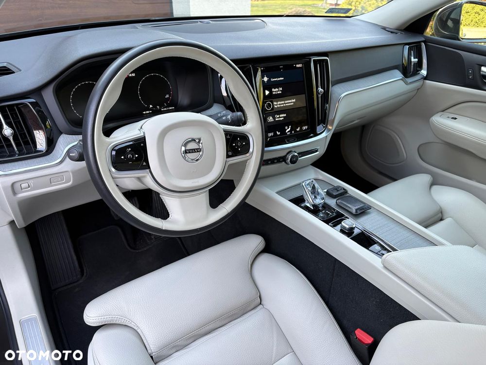 Volvo V60 B3 B Inscription - 20