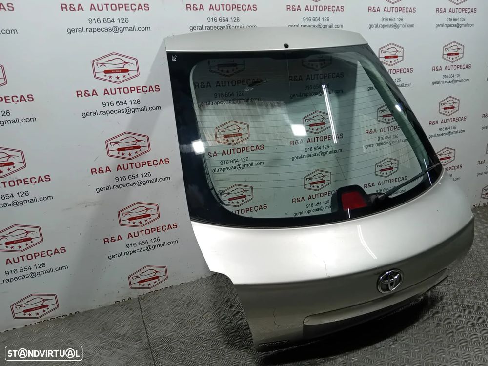 Tampa Porta Mala Toyota Avensis Original - 3