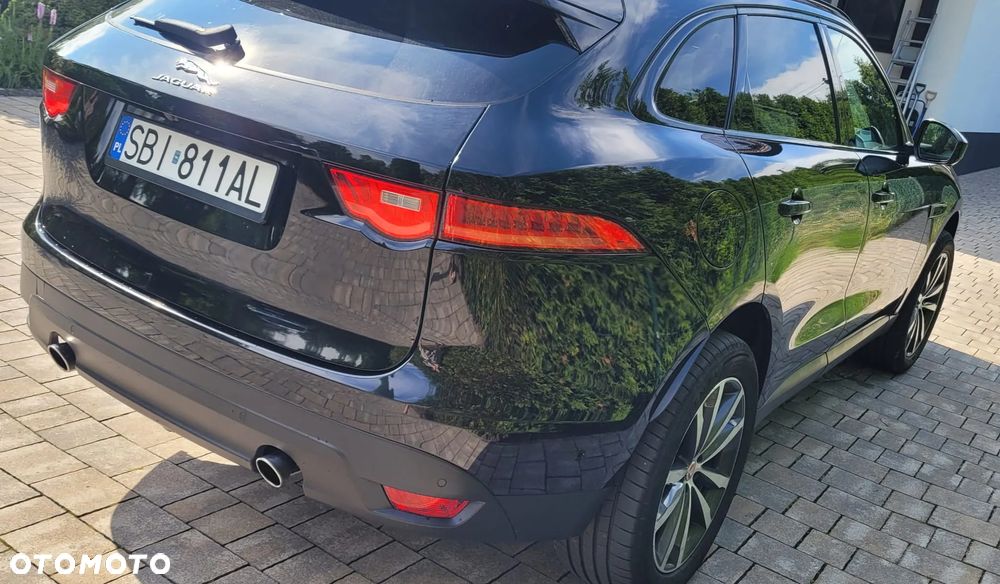 Jaguar F-Pace 2.0 i4D AWD R-Sport - 4