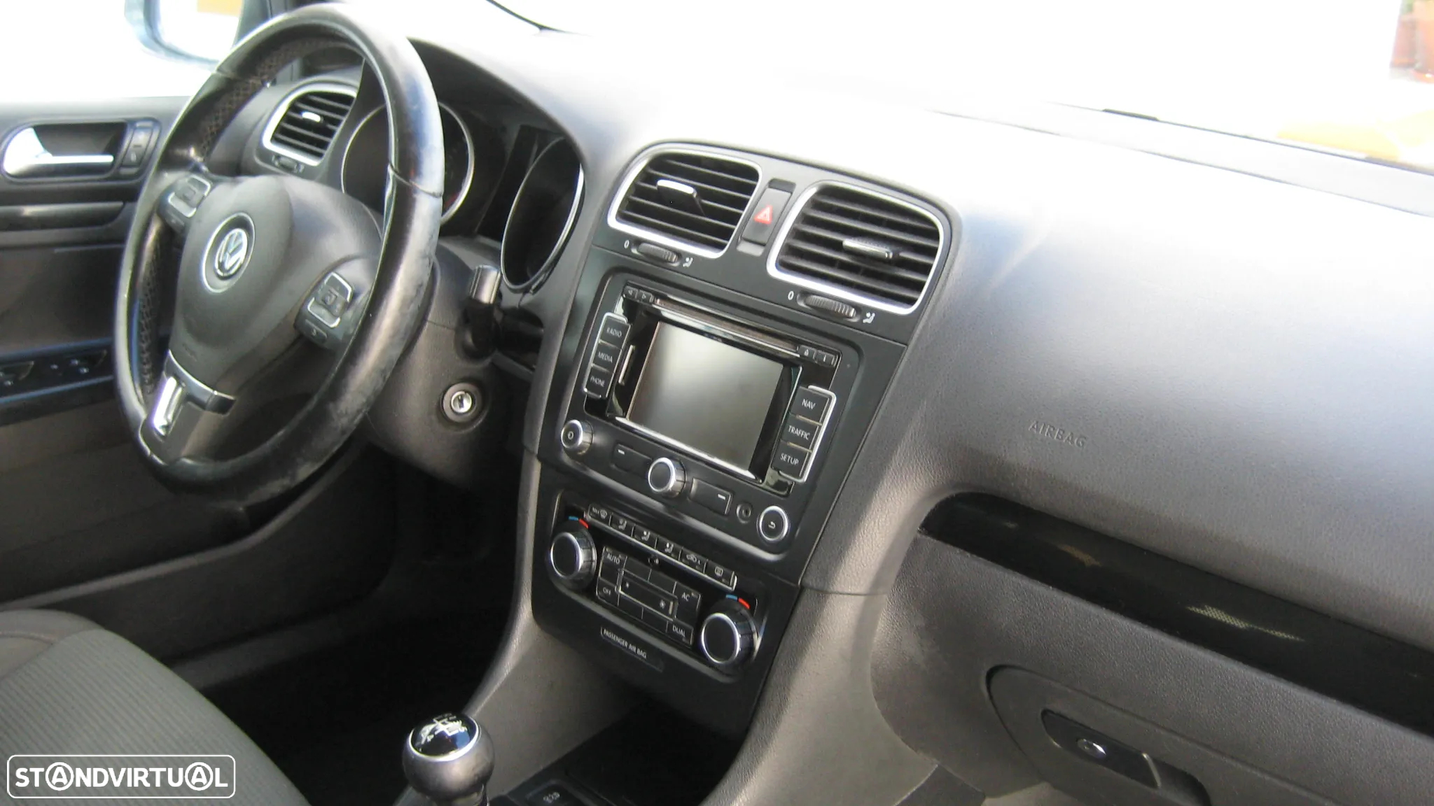 VW Golf Variant 1.6 TDi Confortline - 15