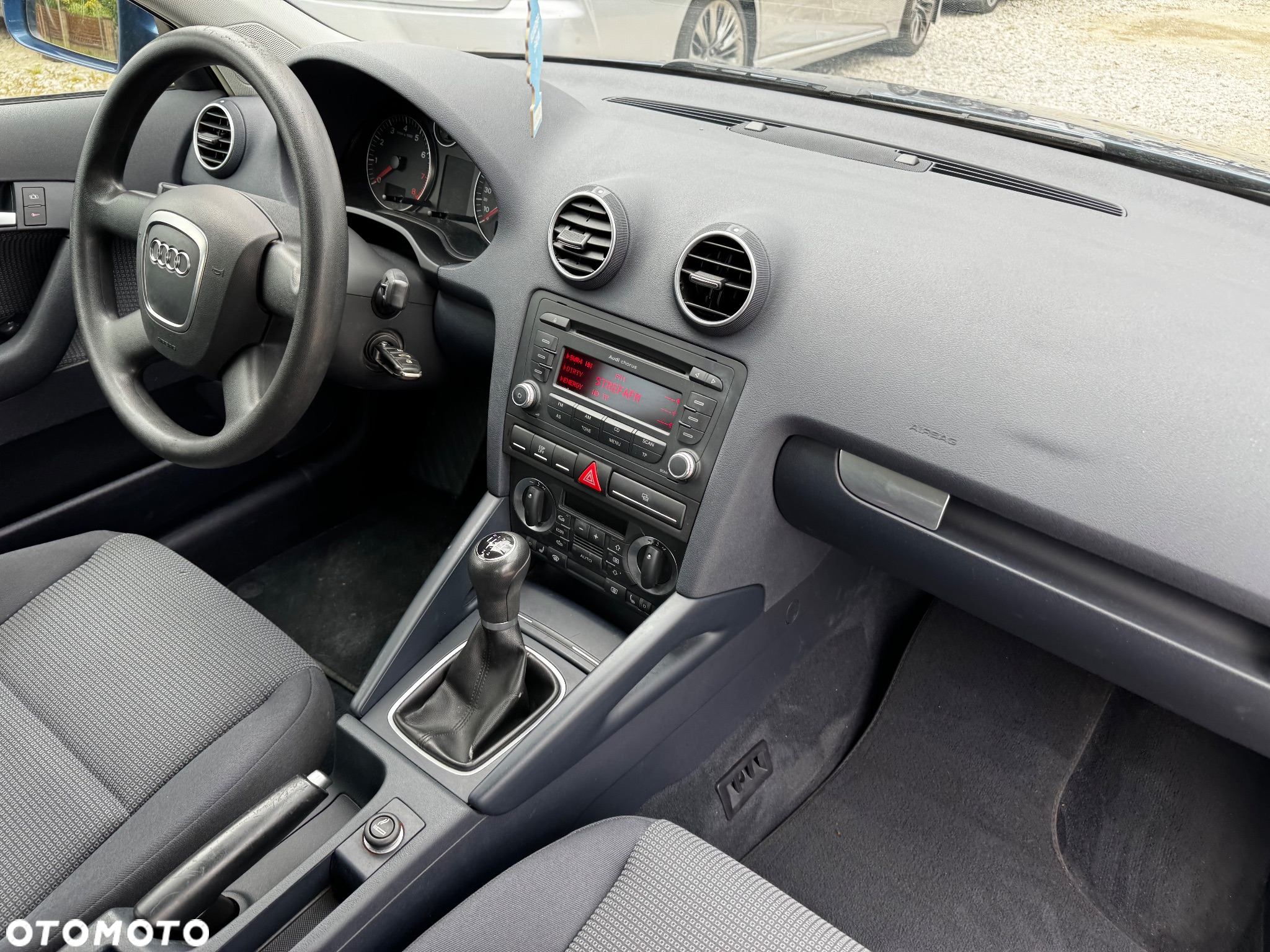 Audi A3 1.6 Attraction - 38