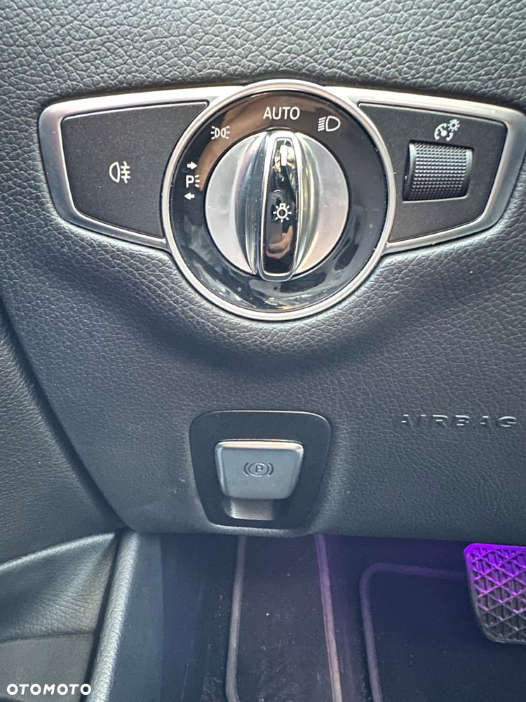 Mercedes-Benz Klasa E 350 - 28