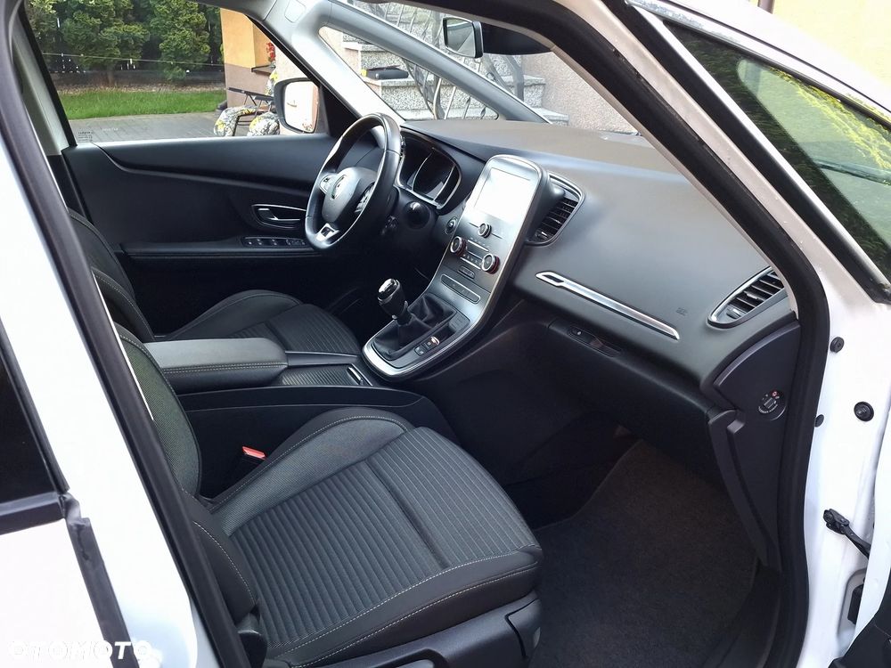 Renault Scenic - 6