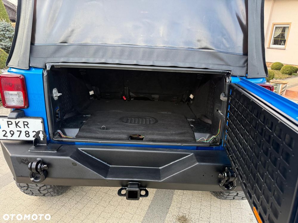 Jeep Wrangler Unlimited 2.8 CRD Automatik Rubicon - 29
