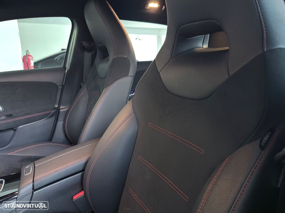 Mercedes-Benz A 180 7G-DCT AMG Line - 24