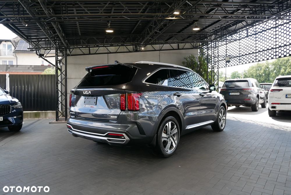Kia Sorento 1.6T-GDI PHEV AWD OPF Platinum - 3