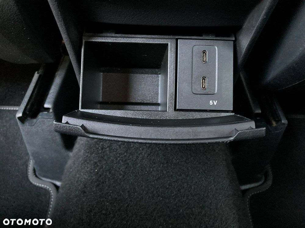 Mercedes-Benz Klasa B 180 d 7G-DCT Edition 2020 - 13