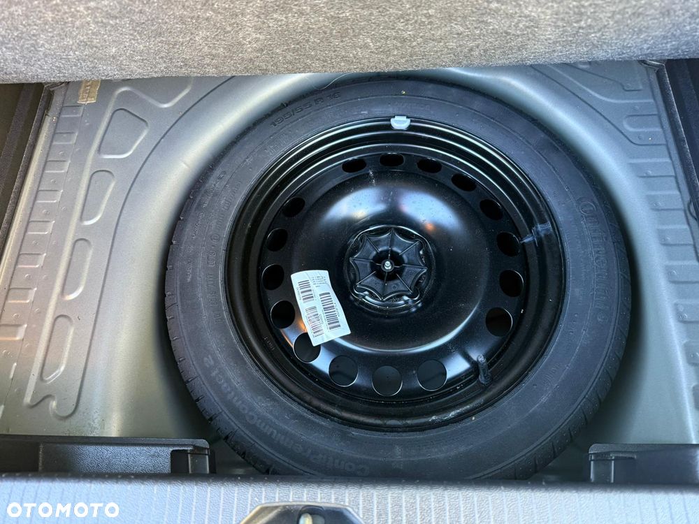 Opel Corsa 1.2 16V Edition / Active - 24