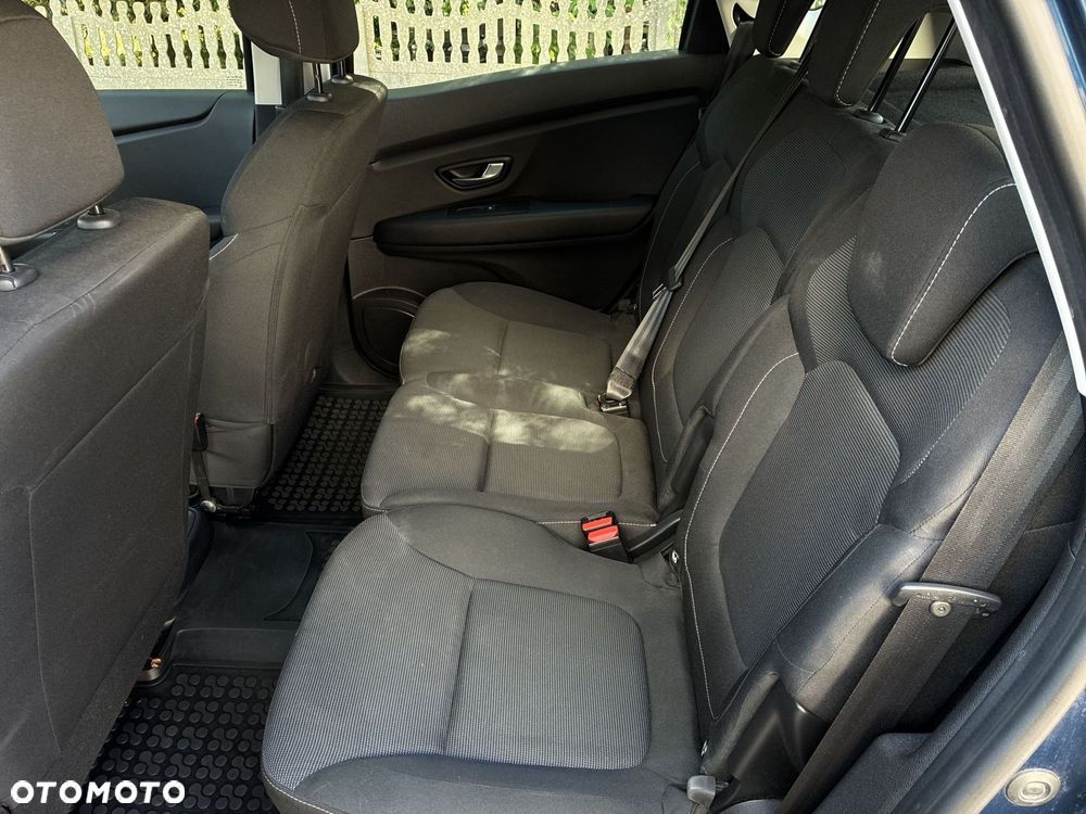 Renault Scenic 1.5 dCi Zen - 16