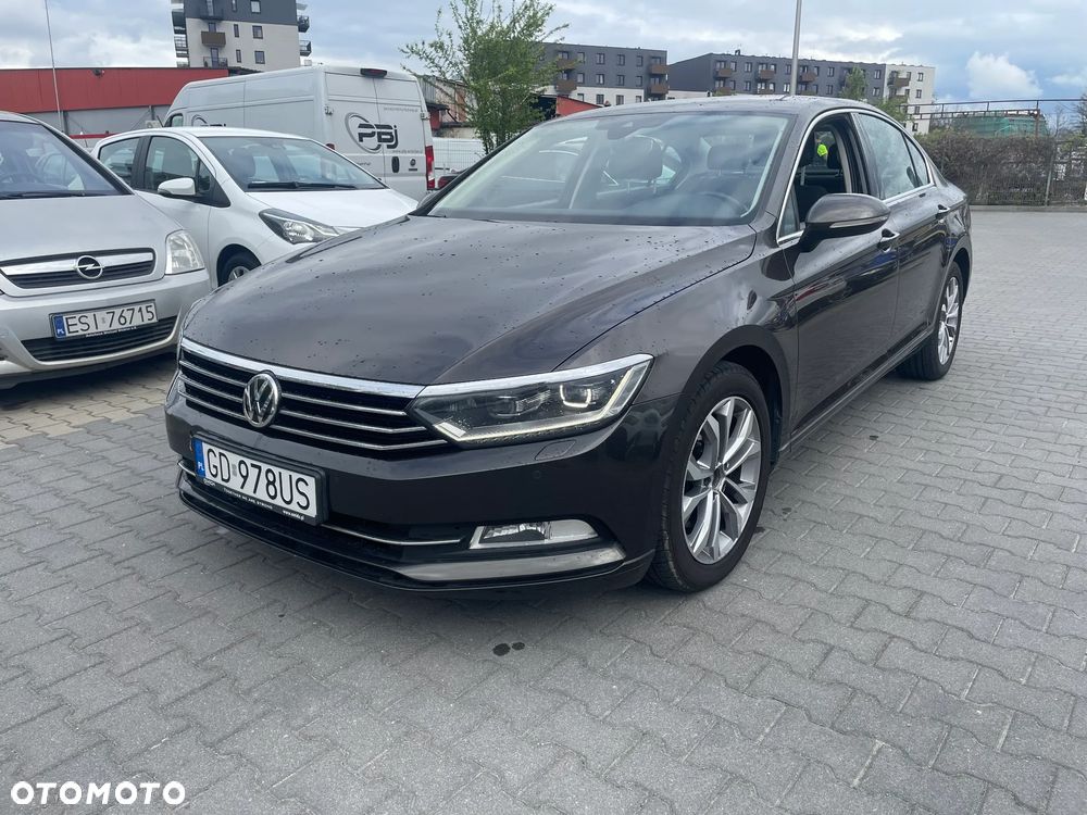 Volkswagen Passat 2.0 TDI BMT Comfortline DSG - 1