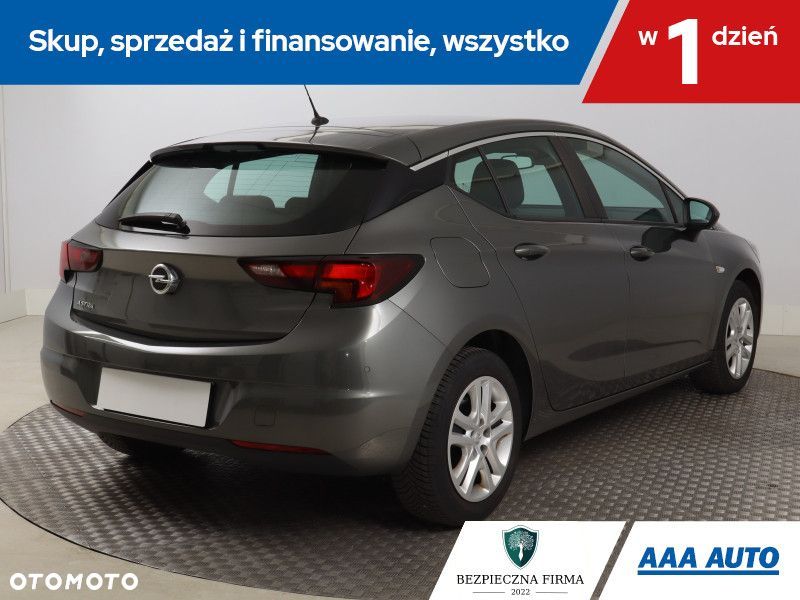 Opel Astra - 7