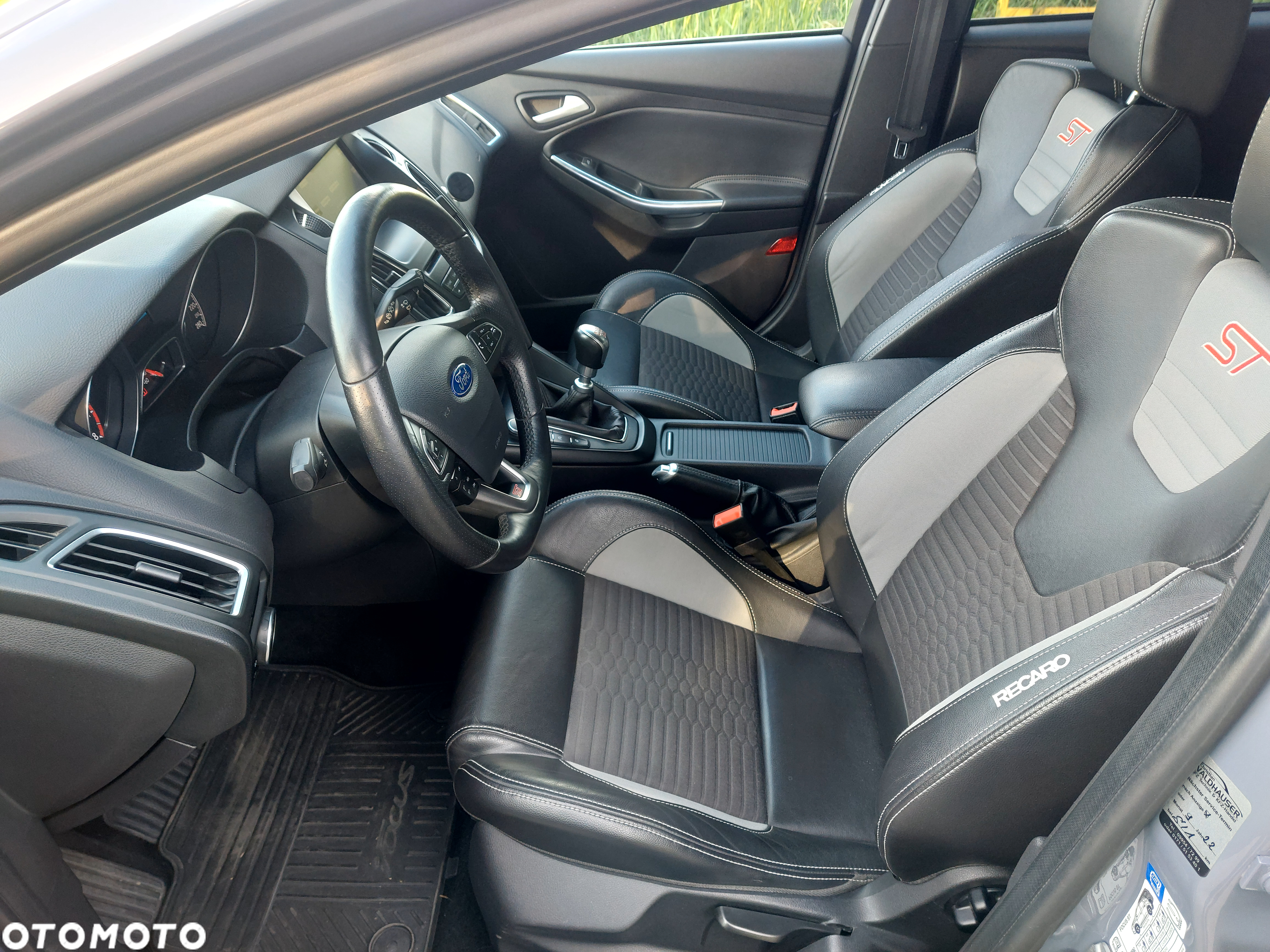 Ford Focus 2.0 EcoBoost ST-2 - 14