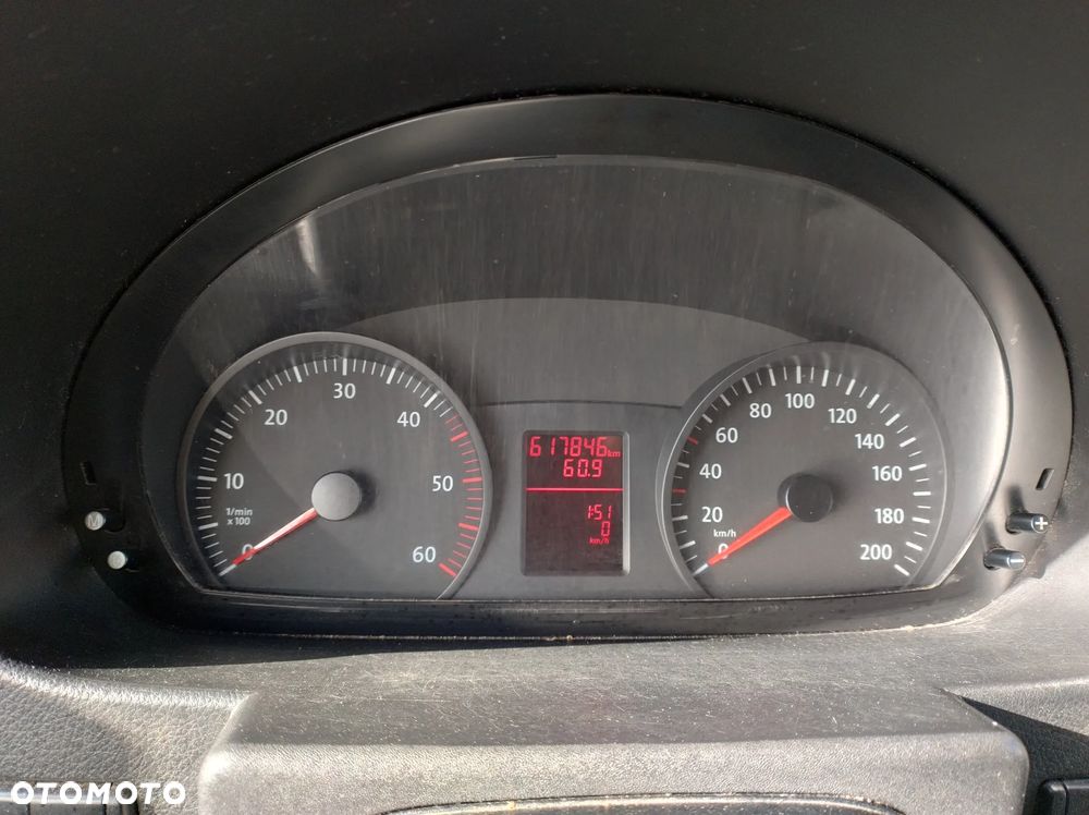 Volkswagen CRAFTER - 9