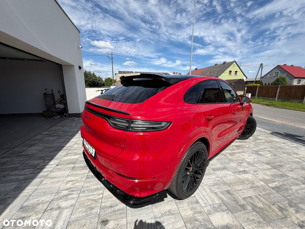 Porsche Cayenne - 9