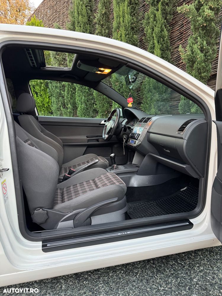 Volkswagen Polo 1.8 GTI - 22