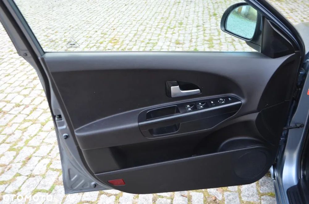 Kia Ceed Cee'd 1.6 Comfort + - 29