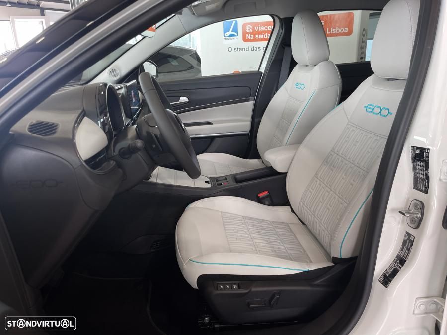 Fiat 600 1.2 Hybrid La Prima - 10