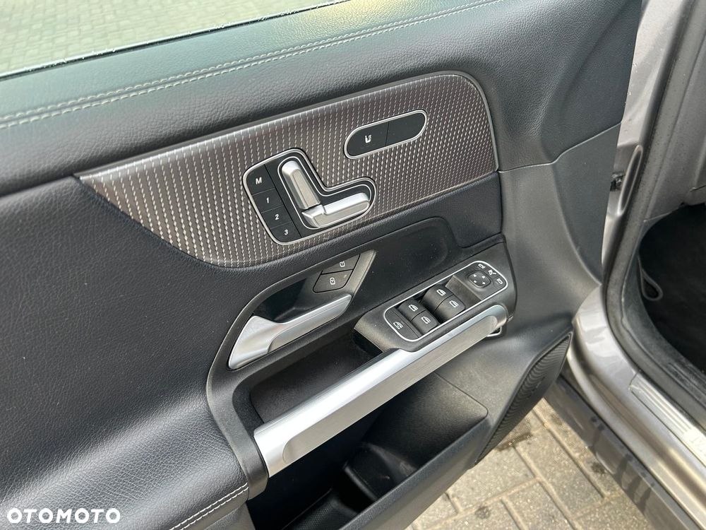 Mercedes-Benz GLB 200 d Progressive 8G-DCT - 18
