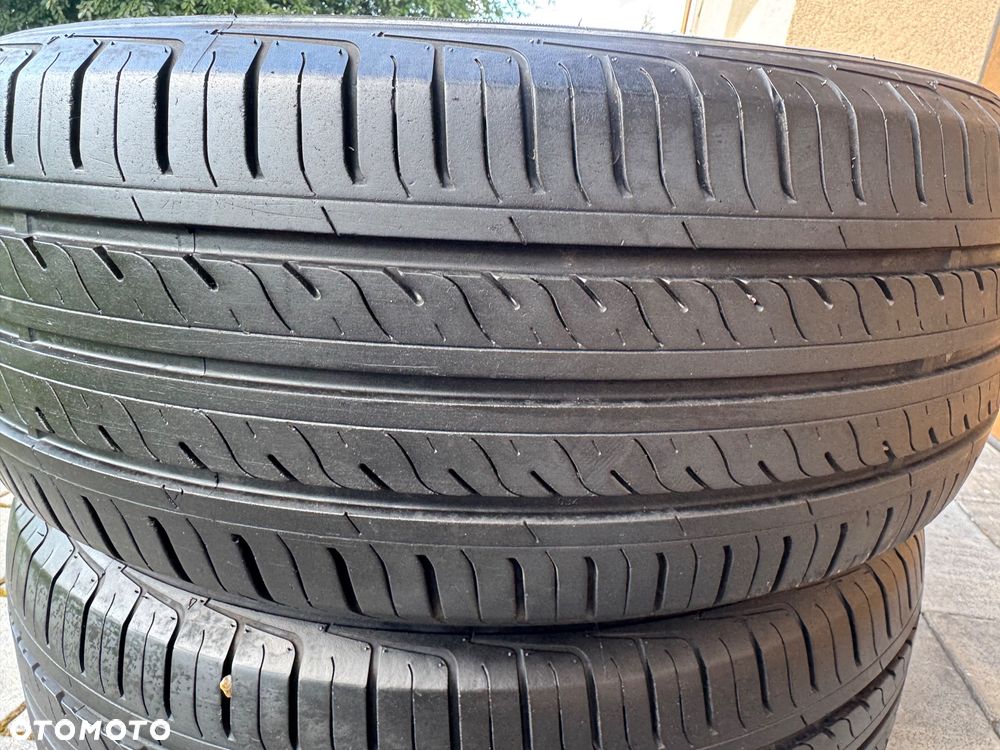 Opony Goodride 235/60 R16 - 12
