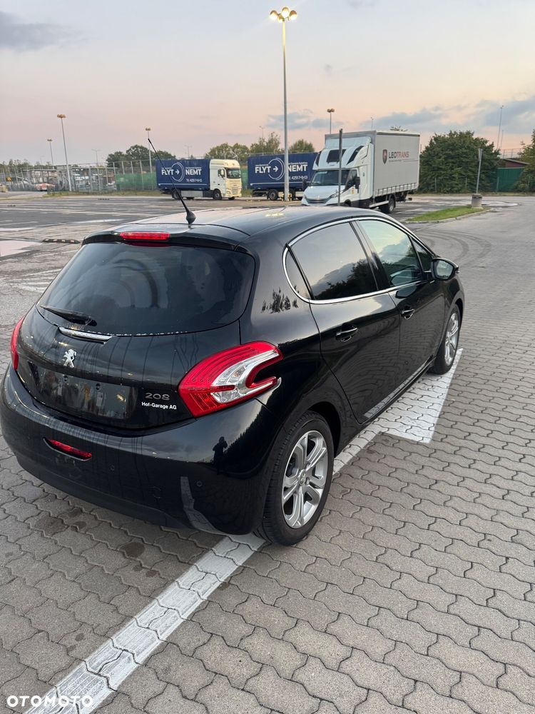 Peugeot 208 1.6 VTi Allure - 10