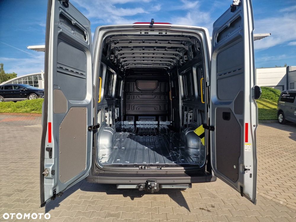 Volkswagen Crafter - 10