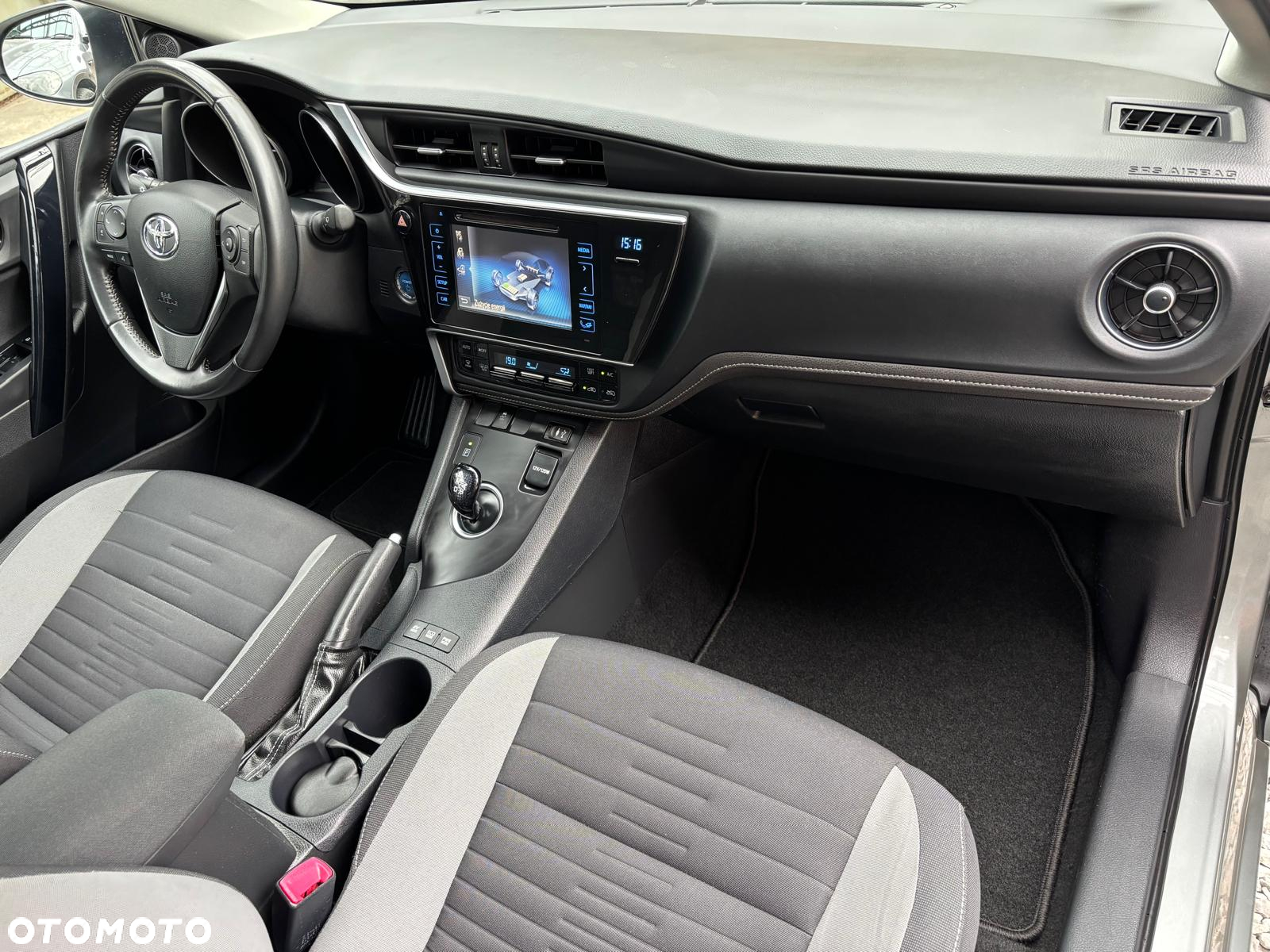 Toyota Auris 1.8 VVT-i Hybrid Automatik Comfort - 13