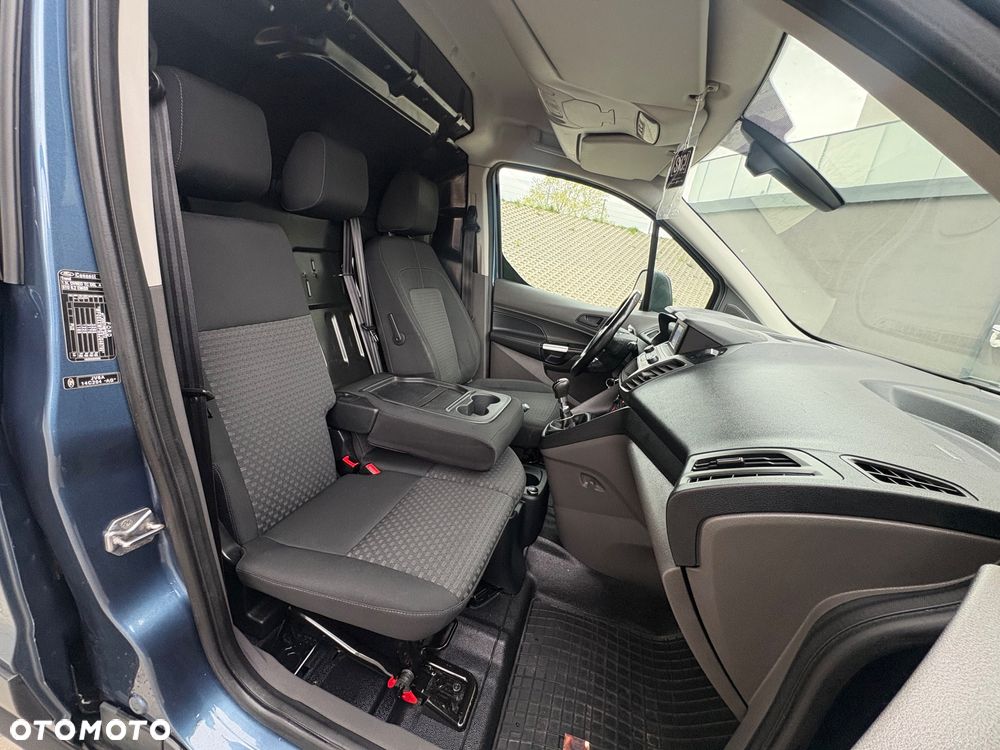 Ford Transit Connect - 15