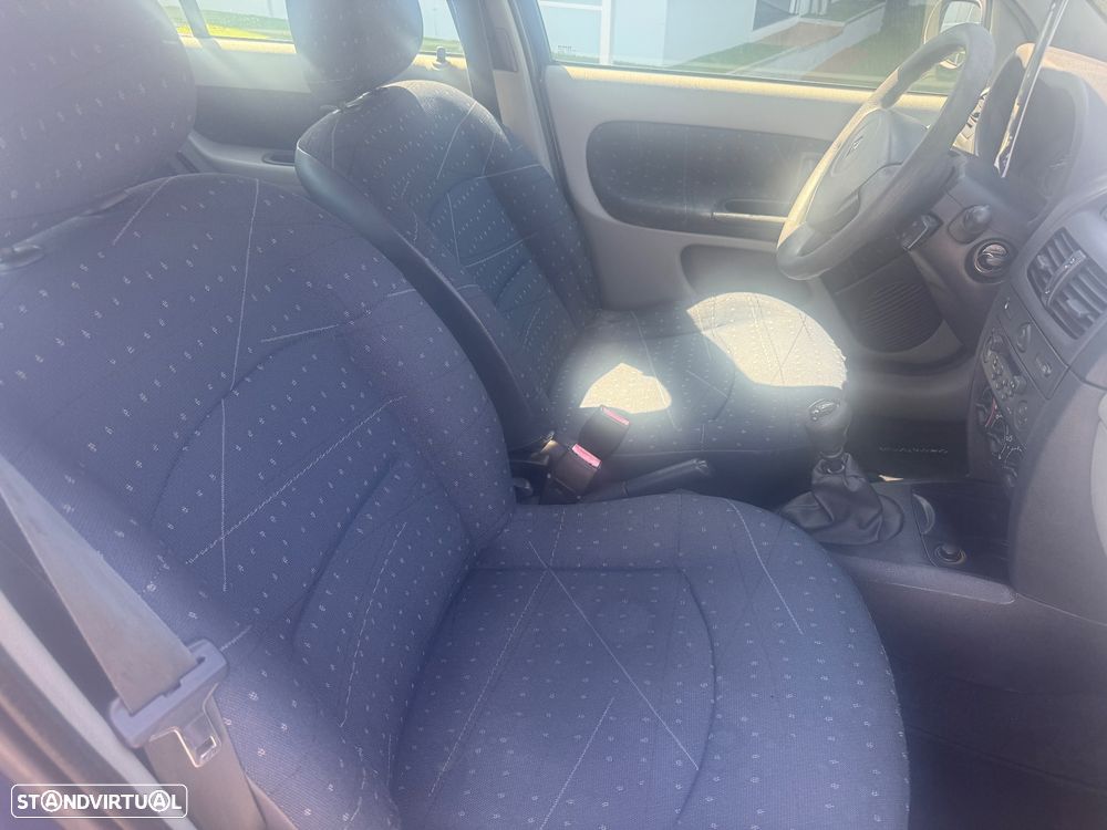 Renault Clio 1.2 16V Best Years - 9