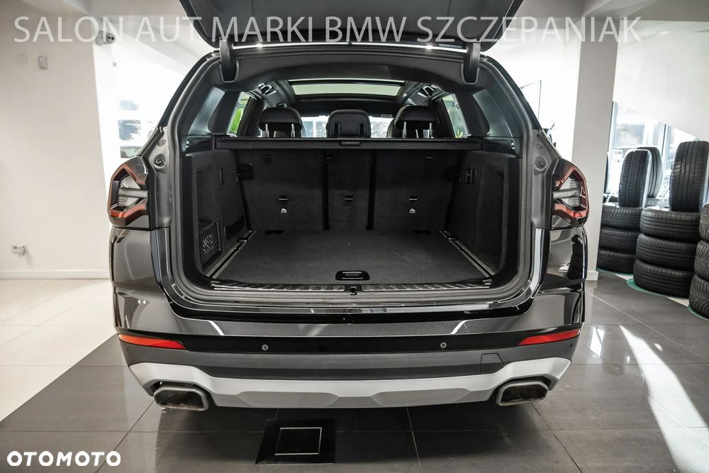 BMW X3 xDrive30d Advantage - 28