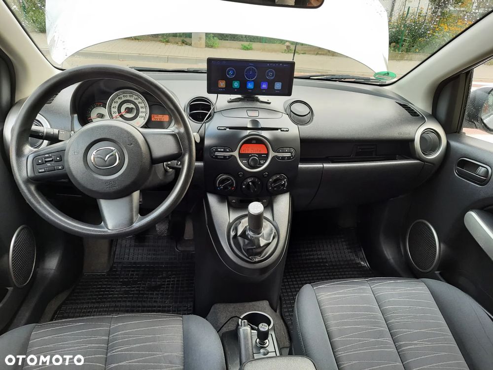 Mazda 2 1.3 Dynamic - 10